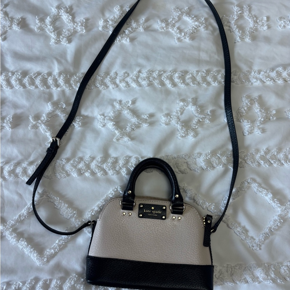 Kate Spade Black and Cream Crossbody Bag